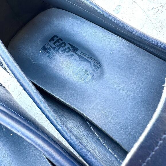 Ferragamo Navy Leather Gancini Loafers – NWOT, Gunmetal Bit, Italian Classic - Picture 7 of 16